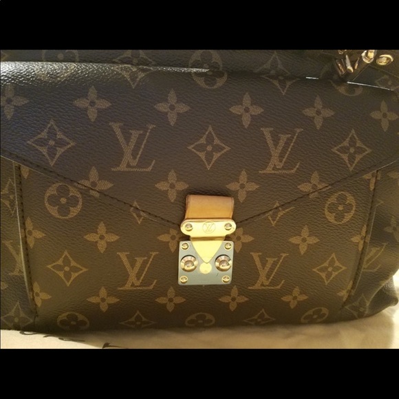 Louis Vuitton Hobo bag - Picture 3 of 4